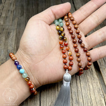 Cargar imagen en el visor de la galería, Set Japamala 7 Chakras - 108 cuentas