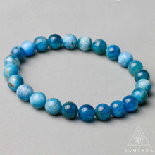 Cargar imagen en el visor de la galería, Pulsera de la Transformación - Apatita azul